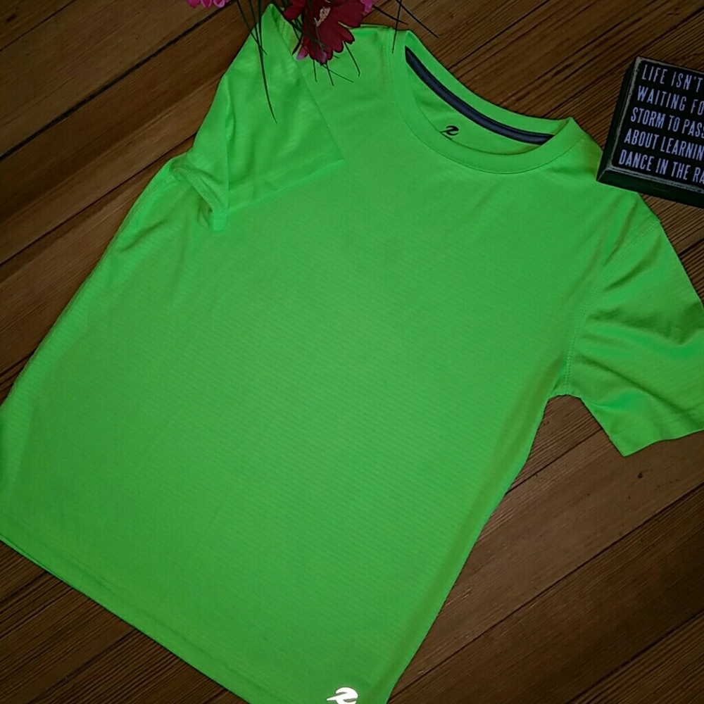 NWOT Boys Energy Zone T Shirt